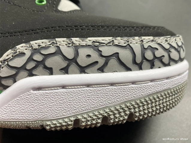 Green Pine CT8532-030 Jordan Air 3 0806